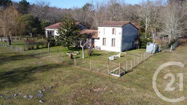 maison à vendre - 6 pièces - 212.11 m2 - ST LAURENT MEDOC - 33 - AQUITAINE - Century 21 Agence Biran