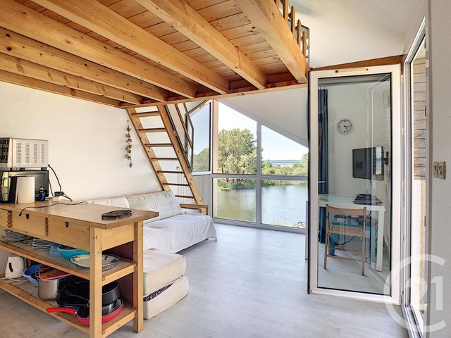 Afficher la photo en grand Appartement F3 à vendre - 3 pièces - 35.0 m2 - HOURTIN - 33 - AQUITAINE - Century 21 Agence Biran