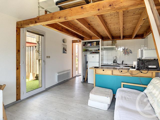 Afficher la photo en grand Appartement F3 à vendre - 3 pièces - 35.0 m2 - HOURTIN - 33 - AQUITAINE - Century 21 Agence Biran