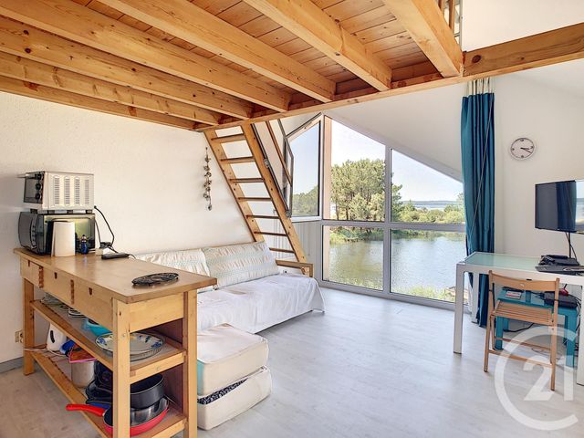 Afficher la photo en grand Appartement F3 à vendre - 3 pièces - 35.0 m2 - HOURTIN - 33 - AQUITAINE - Century 21 Agence Biran