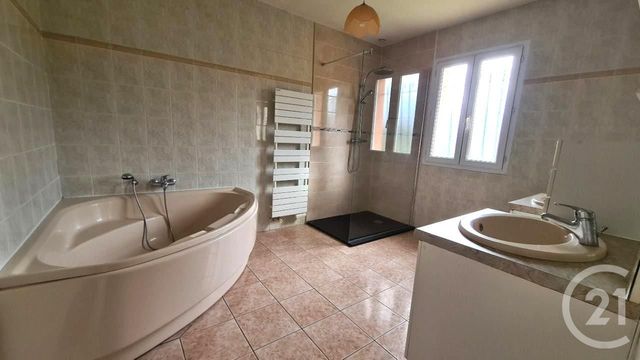 maison à vendre - 5 pièces - 107.09 m2 - ST ESTEPHE - 33 - AQUITAINE - Century 21 Agence Biran