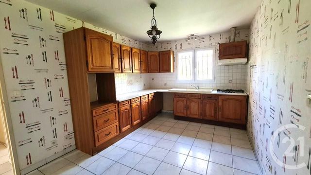 maison à vendre - 5 pièces - 107.09 m2 - ST ESTEPHE - 33 - AQUITAINE - Century 21 Agence Biran