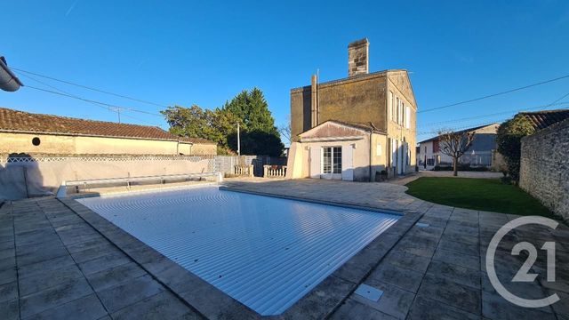 maison à vendre - 6 pièces - 245.7 m2 - ST ESTEPHE - 33 - AQUITAINE - Century 21 Agence Biran