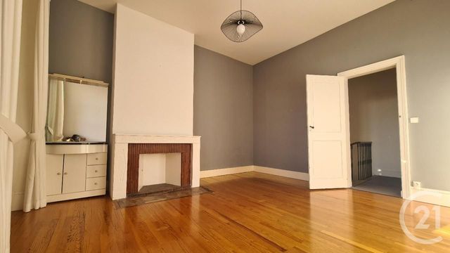 maison à vendre - 6 pièces - 245.7 m2 - ST ESTEPHE - 33 - AQUITAINE - Century 21 Agence Biran